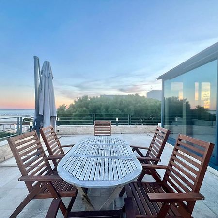 Sea And Mountain Views From Your Rooftop ! Saint-Laurent-du-Var Exterior photo